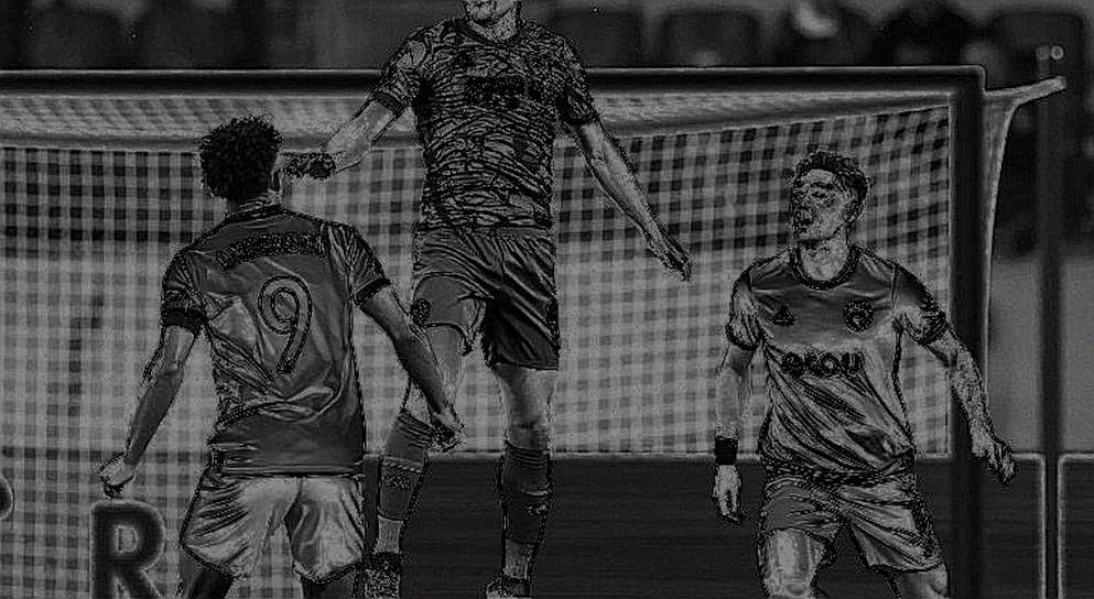 V.League 1: Hàng thủ ba tầng, nhịp chậm ở sân tập và khoảng cách tiền bạc không thể san lấp V.League 1: Hàng thủ ba tầng, nhịp chậm ở sân tập và khoảng cách tiền bạc không thể san lấp