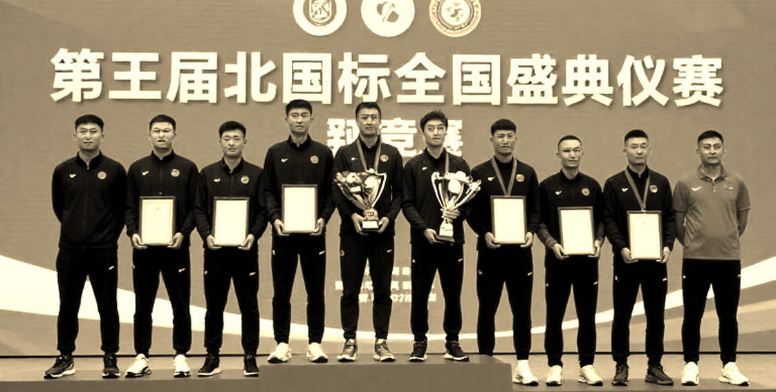 Hà Nội FC 2-1 Công An Hà Nội: Hai bàn từ cánh phải, một lỗ hổng ở tuyến sau và cái tên Ninh Bình bị bỏ quên