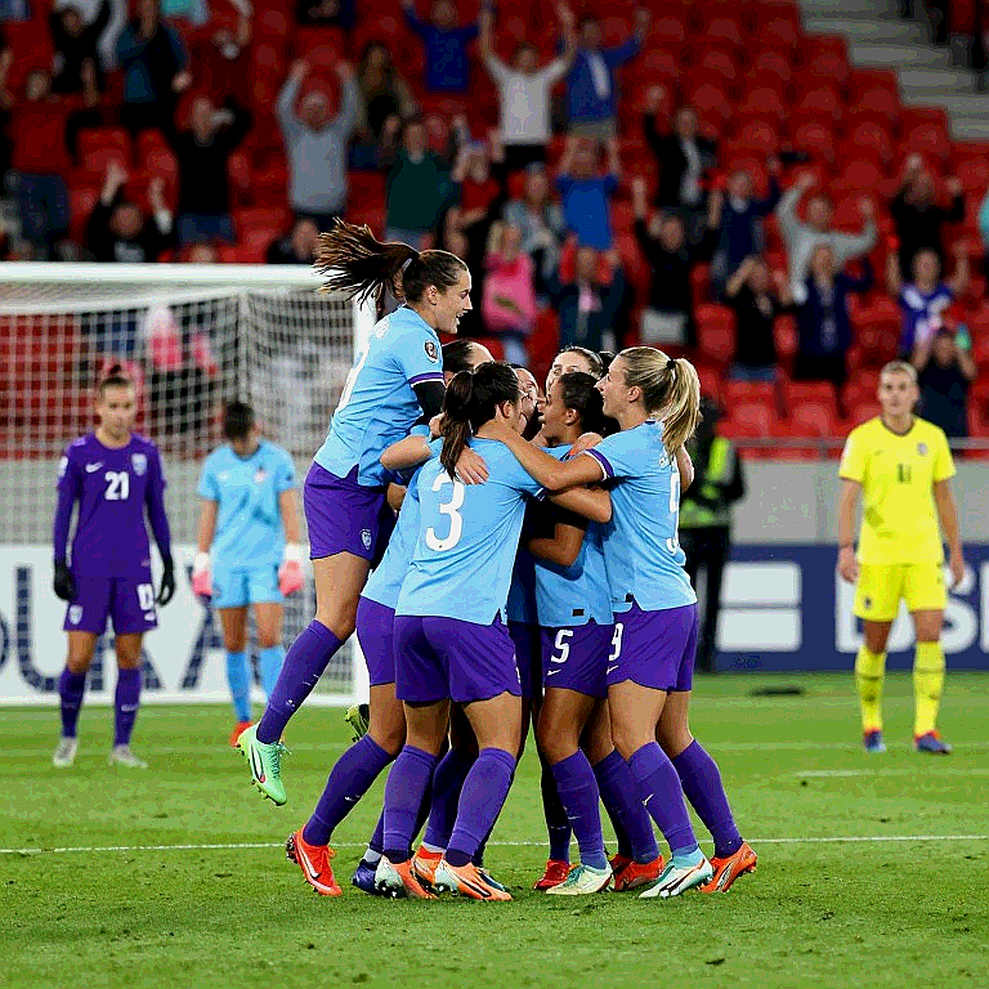 Asian Cup 2027: Chủ nhà Saudi Arabia khẳng định đúng lịch, AFC để ngỏ khả năng lùi một năm Asian Cup 2027: Chủ nhà Saudi Arabia khẳng định đúng lịch, AFC để ngỏ khả năng lùi một năm