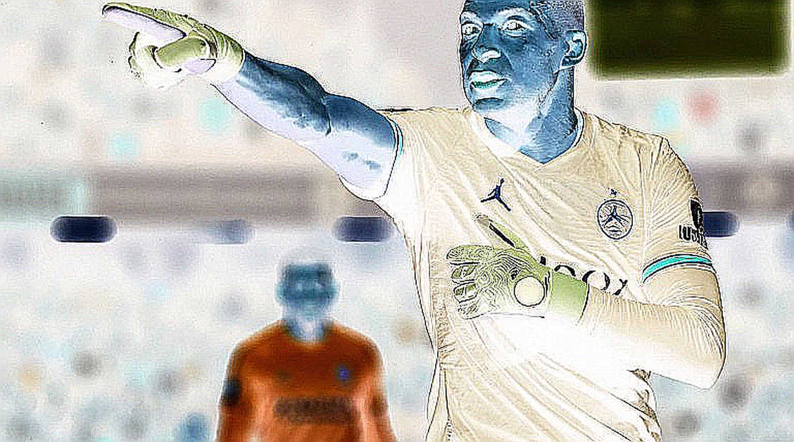 Chiếc xe đạp của Mbappe và tiếng vỗ tay trong sân trống Chiếc xe đạp của Mbappe và tiếng vỗ tay trong sân trống