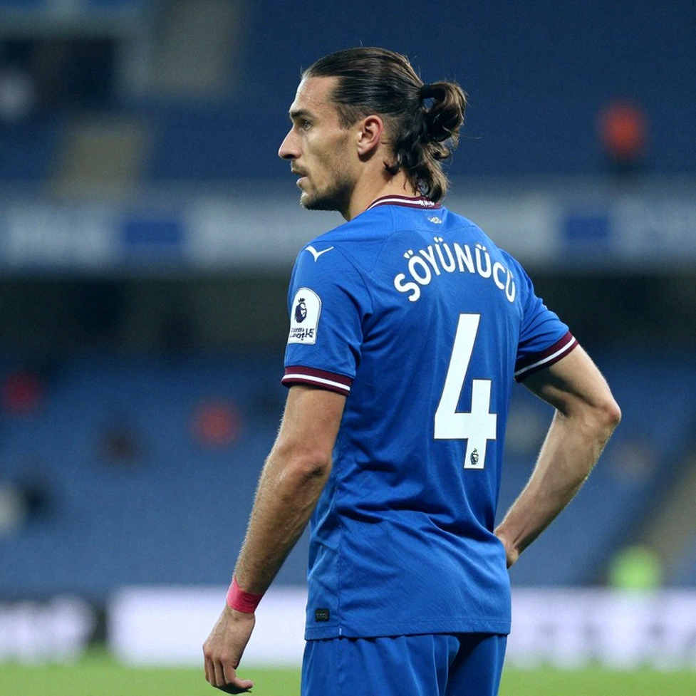 Mourinho, 63, Cools the Referee War Before the Roma Reunion Mourinho, 63, Cools the Referee War Before the Roma Reunion