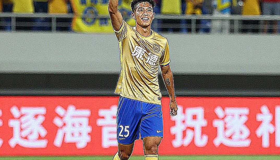 The Gem Is Not on the Glass Shelf: V.League and the Domestic Striker Problem The Gem Is Not on the Glass Shelf: V.League and the Domestic Striker Problem