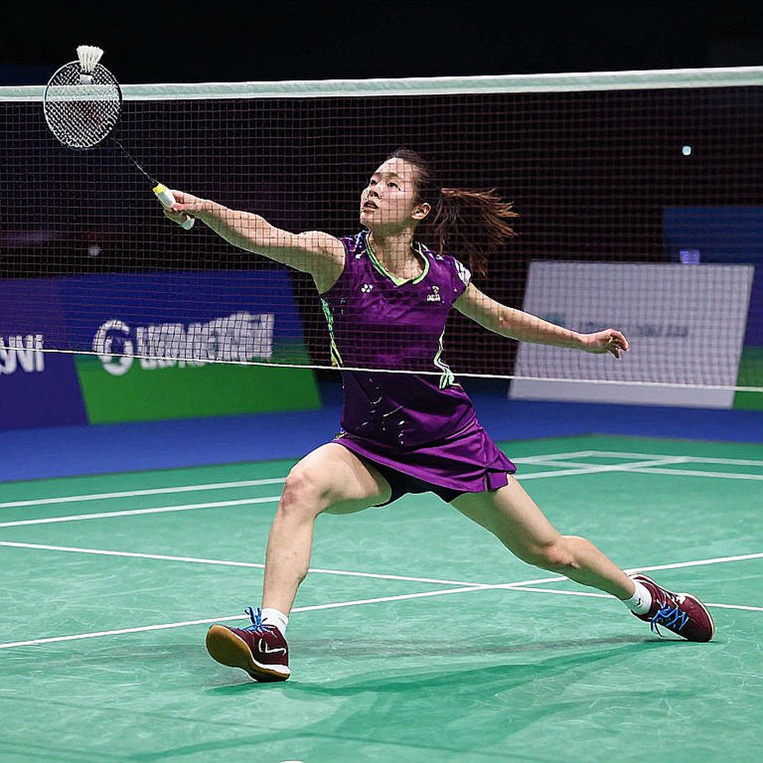 Alwi Farhan và 'bài học' Momota: Khi truyền thông bán một huyền thoại, hệ thống Indonesia vẫn giấu một khoảng trống