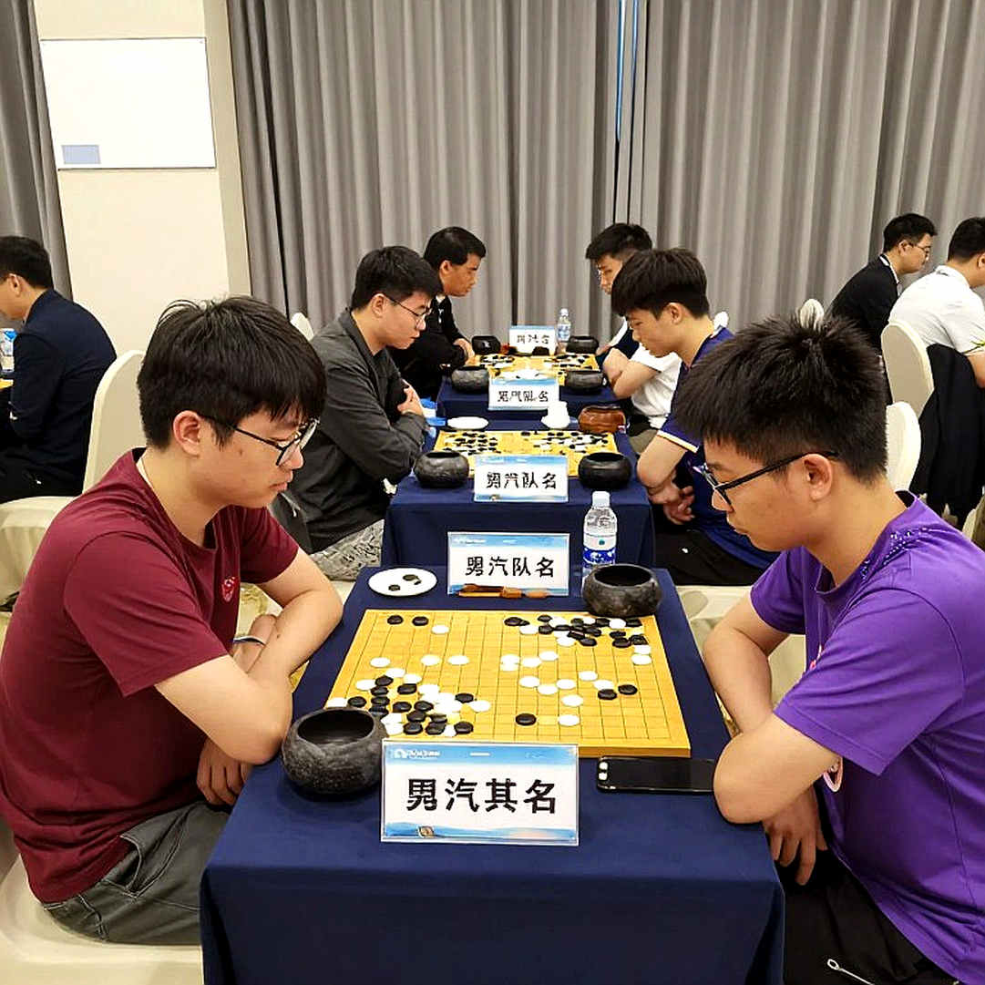 Huấn luyện viên nói học trò mạnh hơn thời vô địch Olympiad: mệnh đề ấy cần gì để đứng vững